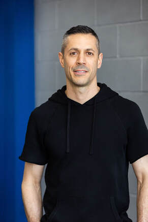 Portrait of Peter Mazzarolo